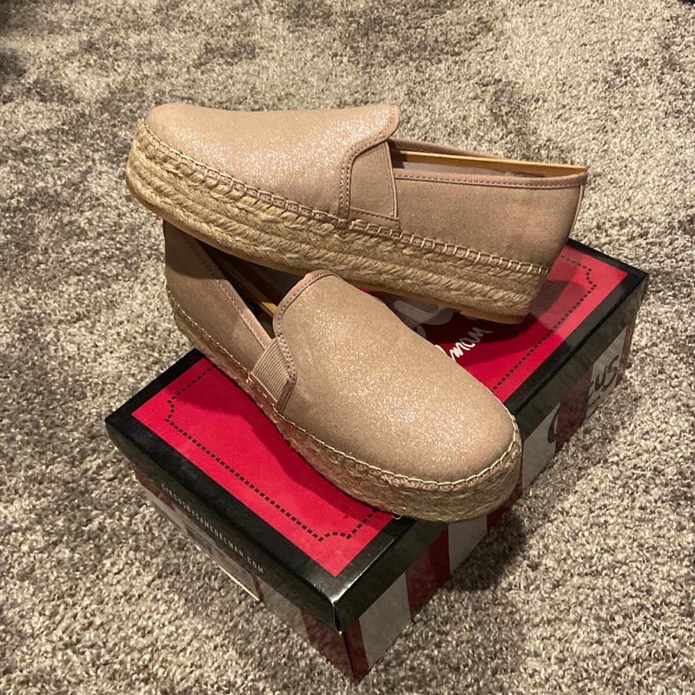 SOLD.     Sam Edelman espadrilles